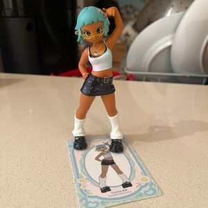 Frankie-Moonrise figurine (Peach Riot)